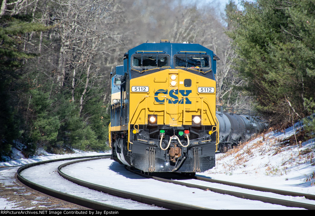 CSX 5112 leads Q436 (Selkirk, NY to Worcester/ Framingham, MA) around the bend at CP-60